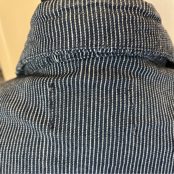 Jacket - Picture 3 of 5